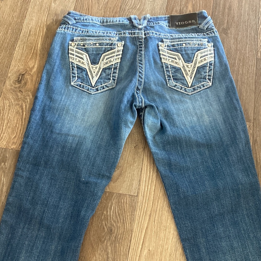 Vigoss Classic Blue Jeans with Detailed Stitching women